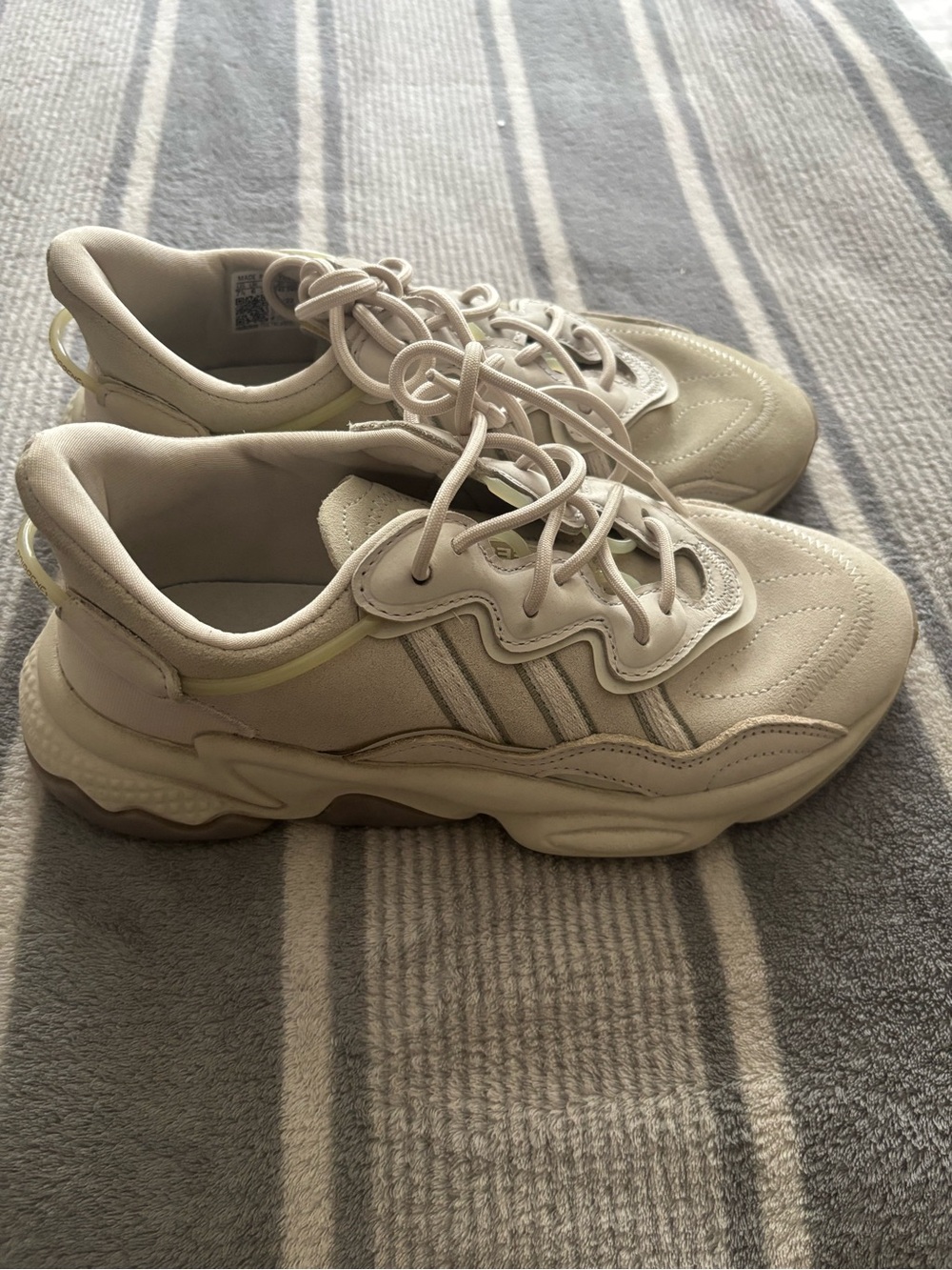 adidas Women's Cream/Off-White Chunky Athletic Sneakers